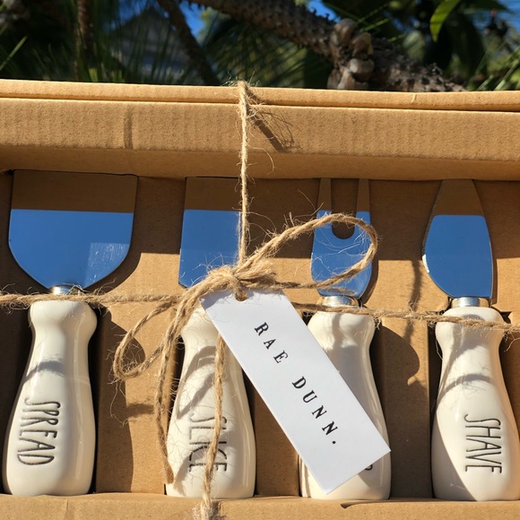 Rae Dunn Other - NEW! RAE DUNN! Beautiful Cheese Knifes Set!!!